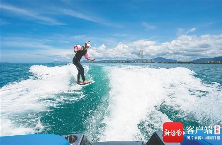 电脑380W功率一个小时用多少电？游戏画面