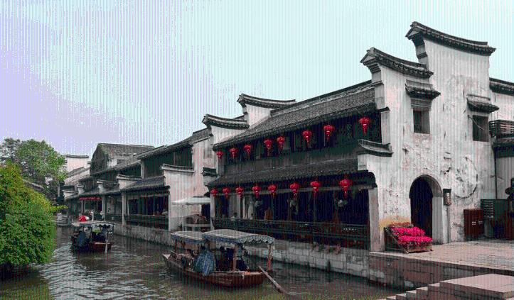 墨西哥悍匪劫囚车失败:与安全部队激烈交火 12人被击毙